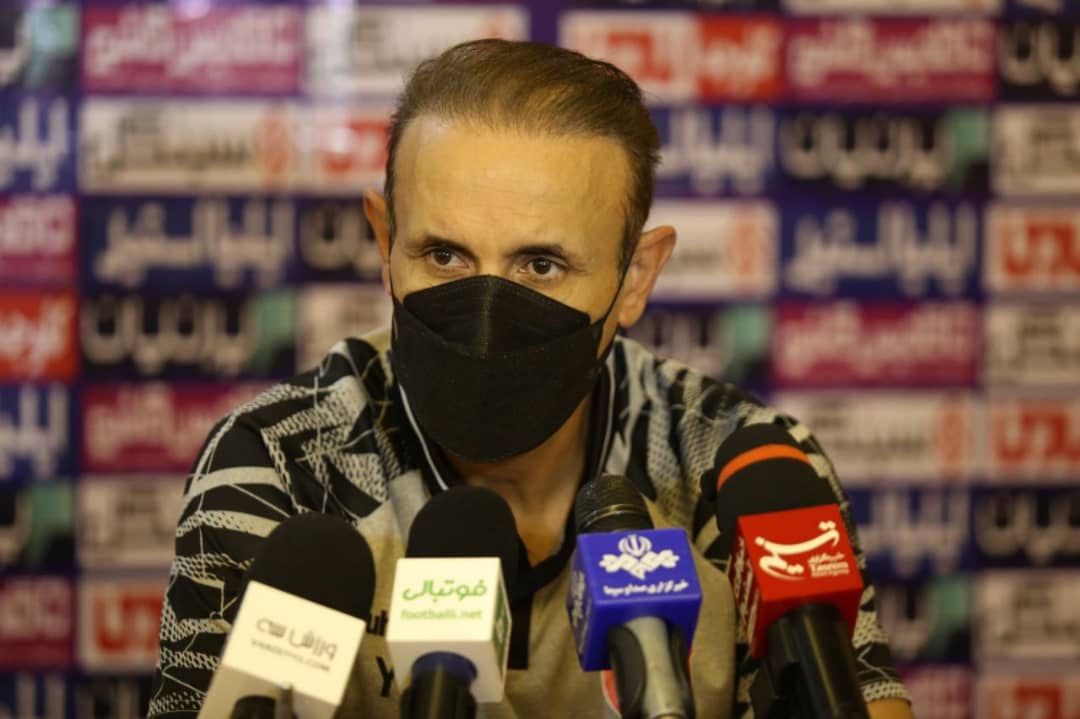 یحیی گل محمدی: نمی‌توان در مورد فوتبال صحبت کرد