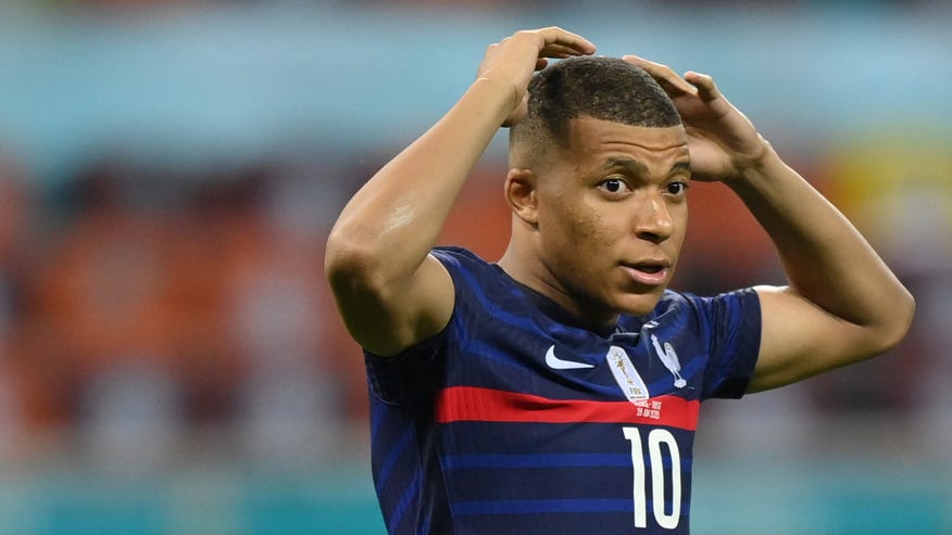 امباپه به دلیل مصدومیت بازی فرانسه تونس را از دست داد؟