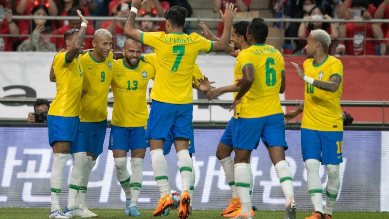 ترکیب تیم ملی فوتبال برزیل در مقابل تیم ملی فوتبال صربستان + عکس