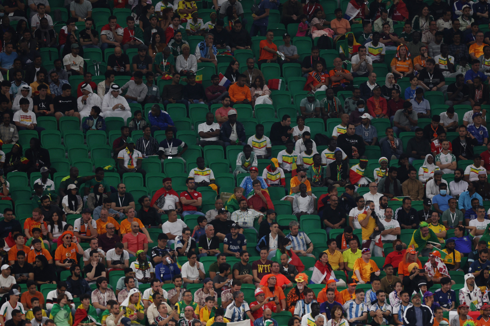 صندلی های خالی جام جهانی قطر