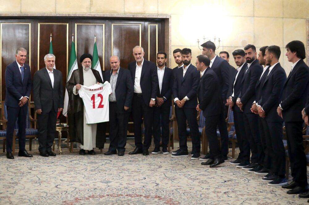 دیدار تیم ملی ایران با رئیس جمهور