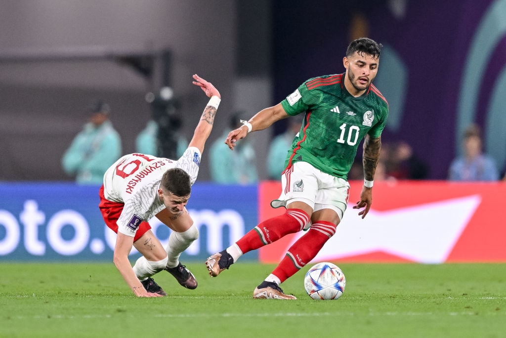 نتیجه بازی لهستان و مکزیک /پنالتی هم نتوانست لوا را به گل برساند