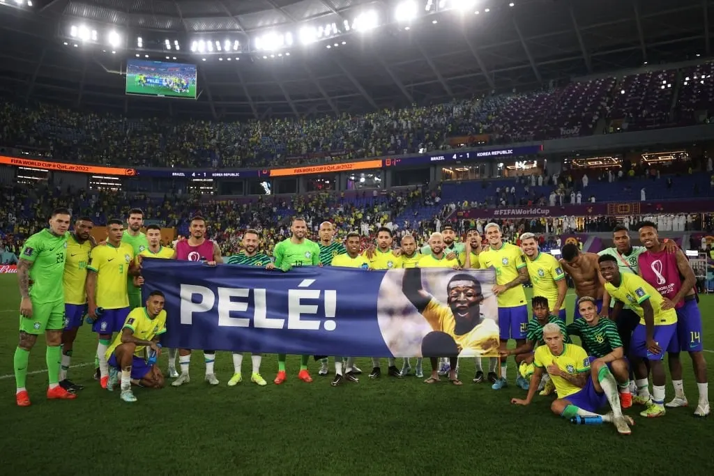 بازیکنان برزیل به یاد پله