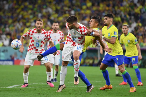 نتیجه بازی برزیل و کرواسی / بهت و حیرت برزیلی ها
