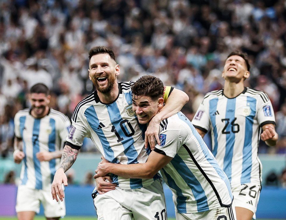 آرژانتین 3 کرواسی 0 / فقط قهرمانی آلبی سلسته را راضی می کند!