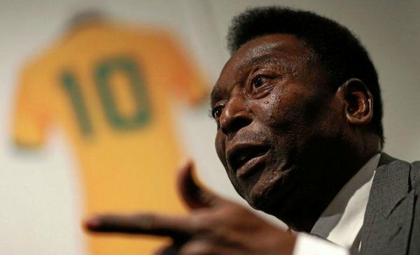پله، اسطوره فوتبال برزیل و جهان در سن 82 سالگی در گذشت