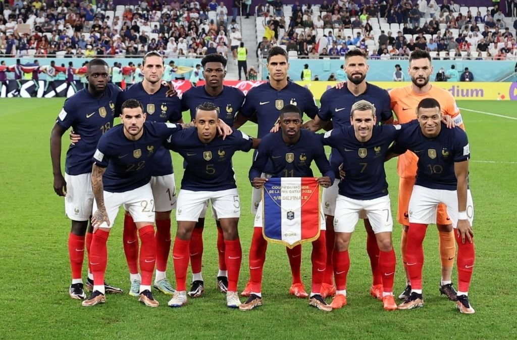 ترکیب تیم ملی فرانسه درمقابل تیم ملی انگلیس 3 روز زودتر از موعد!