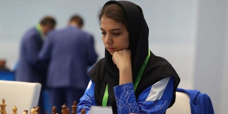 ماجرای کشف حجاب خادم الشریعه / شطرنج باز ایرانی: پناهنده نشدم، تصمیمم خانوادگی بود