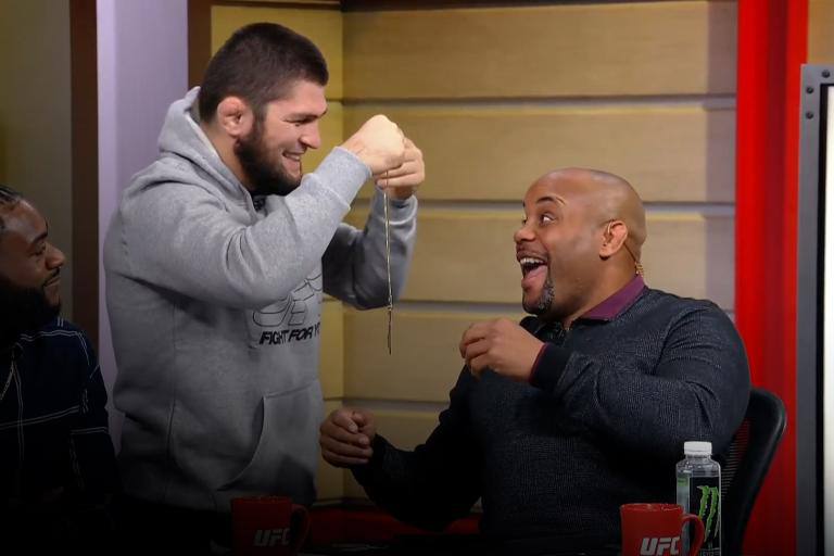 حبیب نورماگومدوف مقابل کورمیر ؛ روزی که پای حرکات کشتی‌ کج به UFC کشیده شد + ویدیو