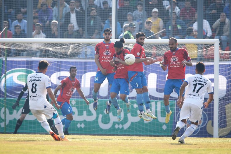 گزارش زنده بازی نساجی مقابل استقلال / هفته بیست و یکم لیگ برتر
