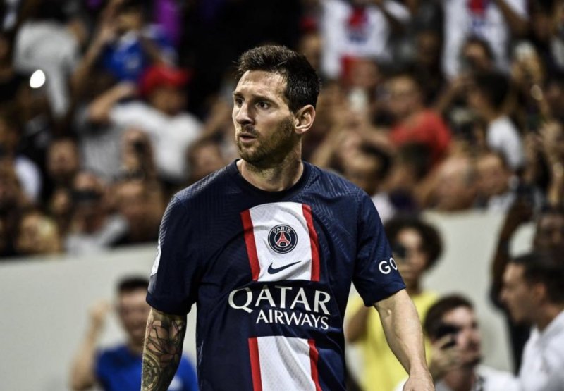 ستاره سابق فوتبال آرژانتین: جای مسی بودم به پاریس برنمی‌ گشتم!