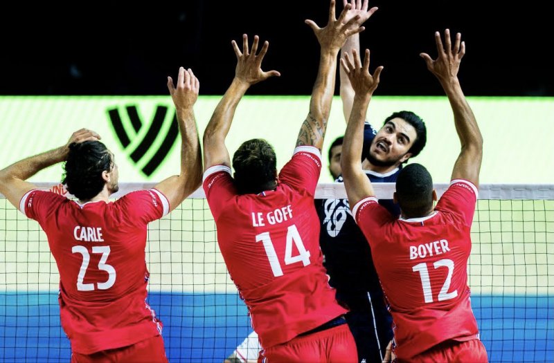 شریفی: نبود سرمربی لطمه بزرگی به تیم ملی والیبال ایران است