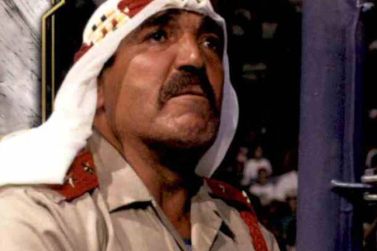 ناقوس مرگ در WWE؛ بعد از بری وایت، نوبت دوست نزدیک آیرون شیخ رسید!